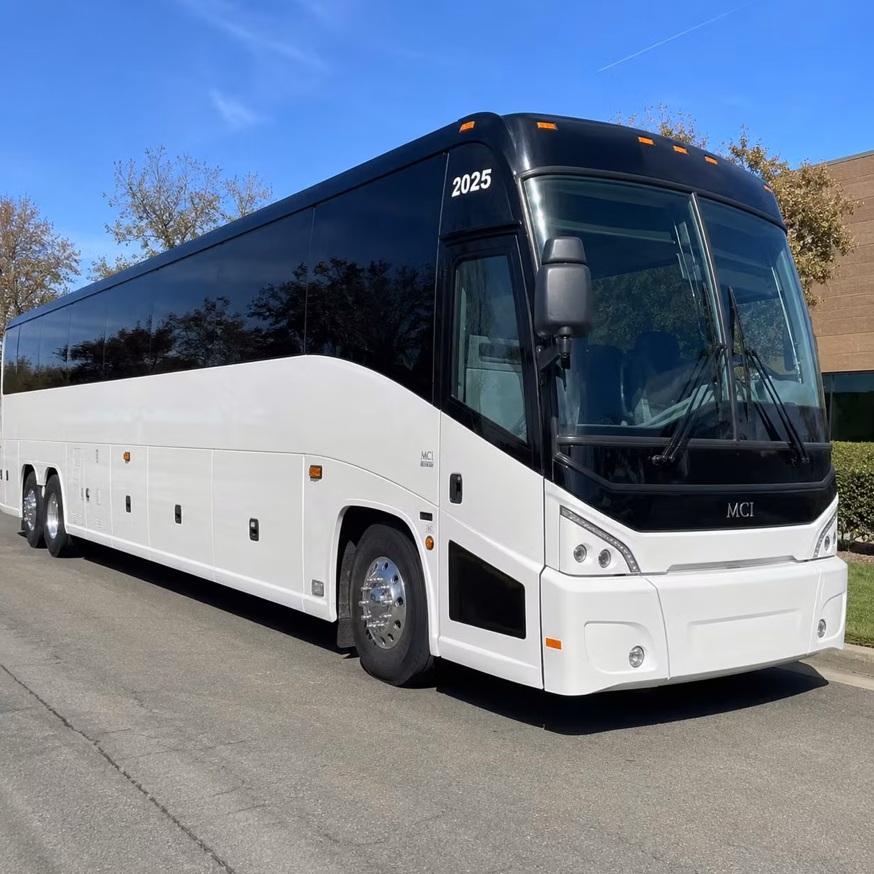 oakland arena and chase center concert shuttles from union city